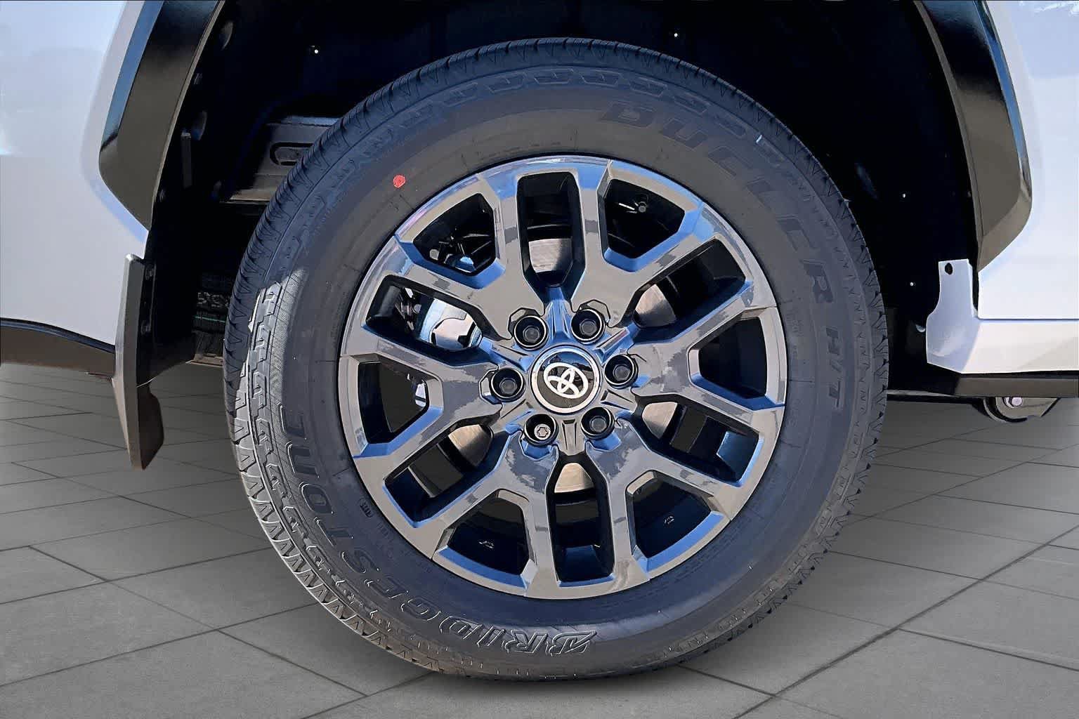 New 2026 Toyota Sequoia Platinum AWD/4WD image 11