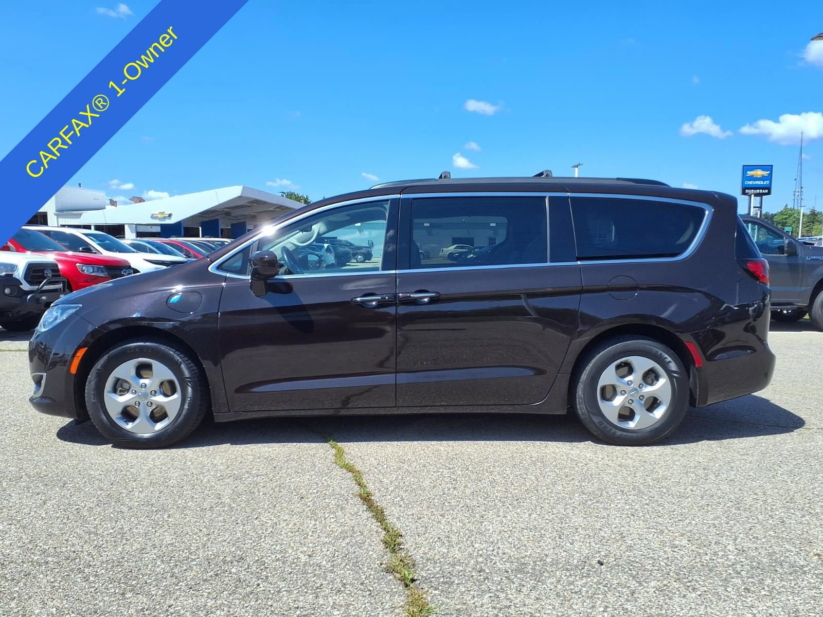 Used 2017 Chrysler Pacifica Premium FWD image 9
