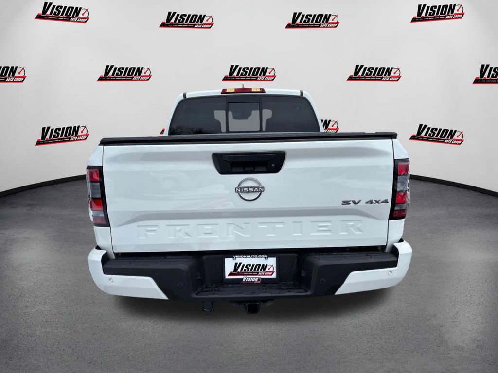 Used 2022 Nissan Frontier SV w/ Technology Package image 6