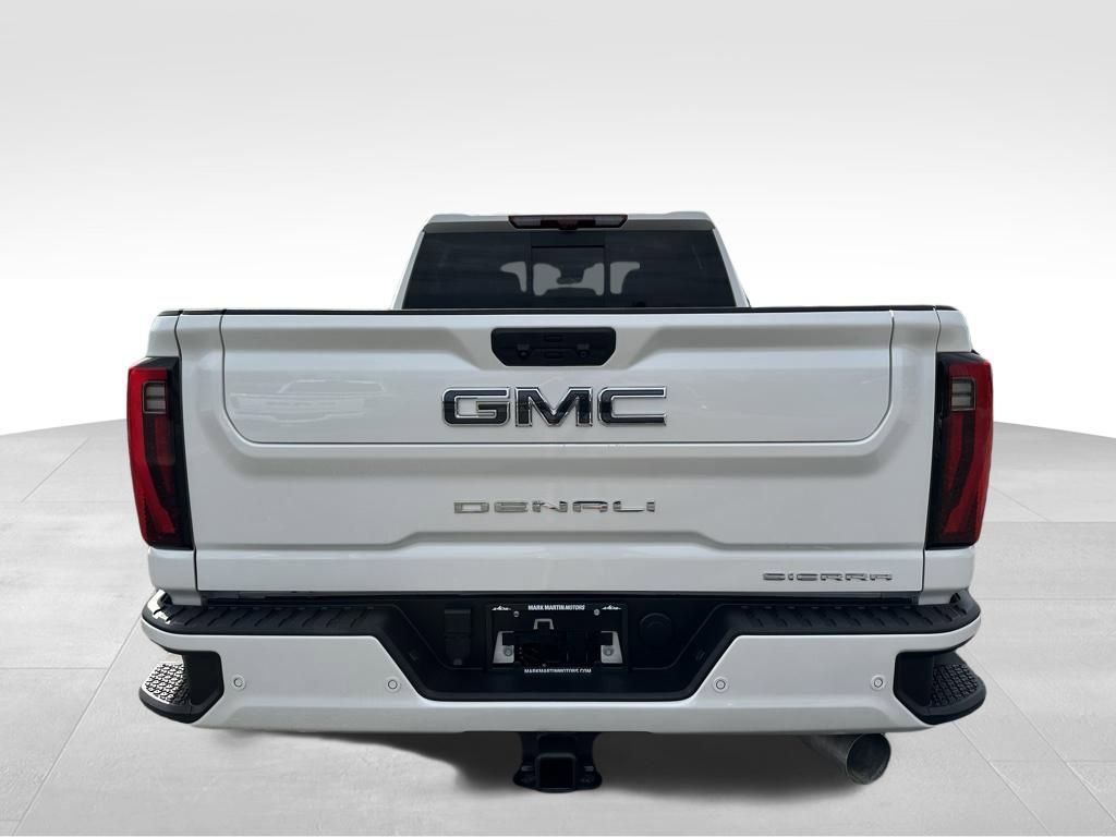 Used 2025 GMC Sierra 2500 Denali Ultimate image 18