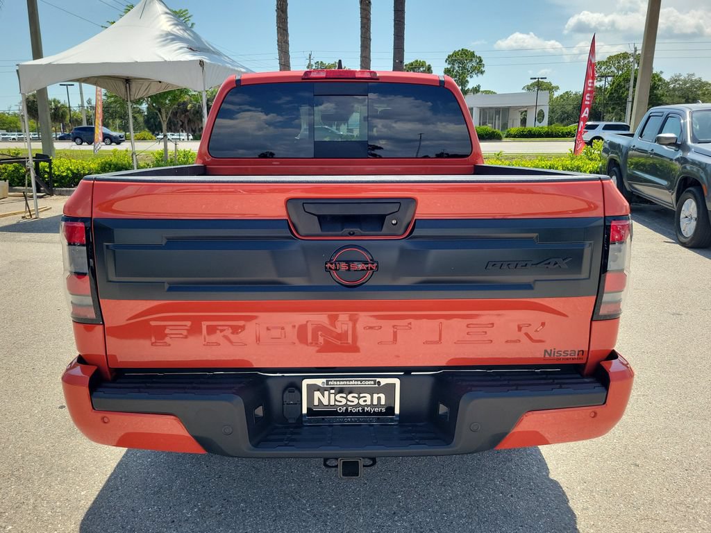 Used 2025 Nissan Frontier PRO-4X w/ Pro Convenience Package AWD/4WD image 3