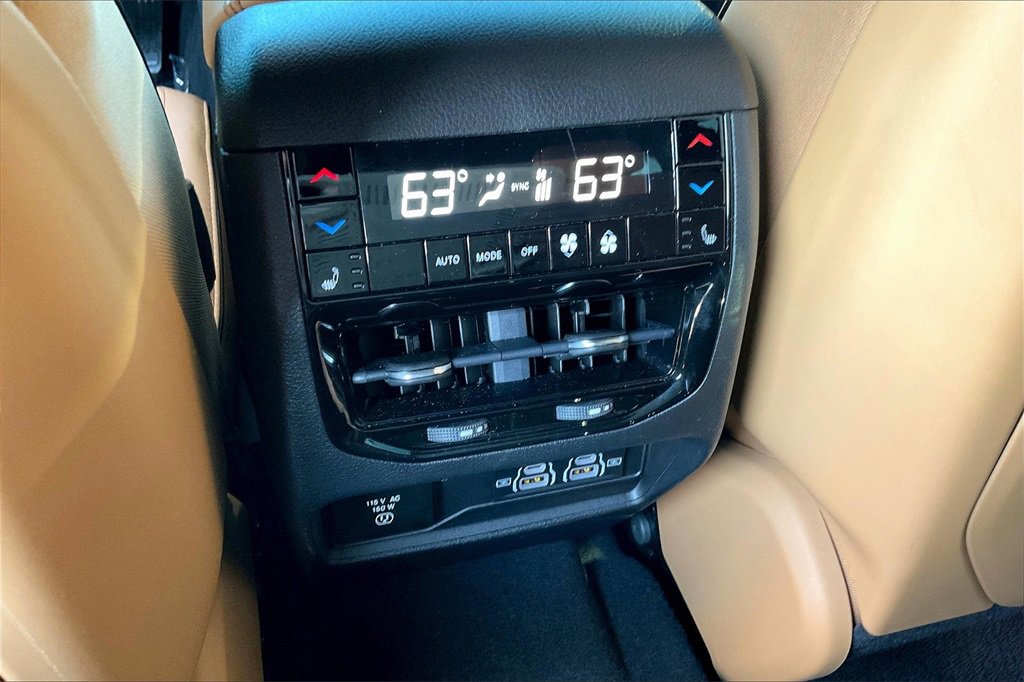 Certified 2023 Jeep Grand Cherokee L Summit w/ Luxury Tech Group V image 34