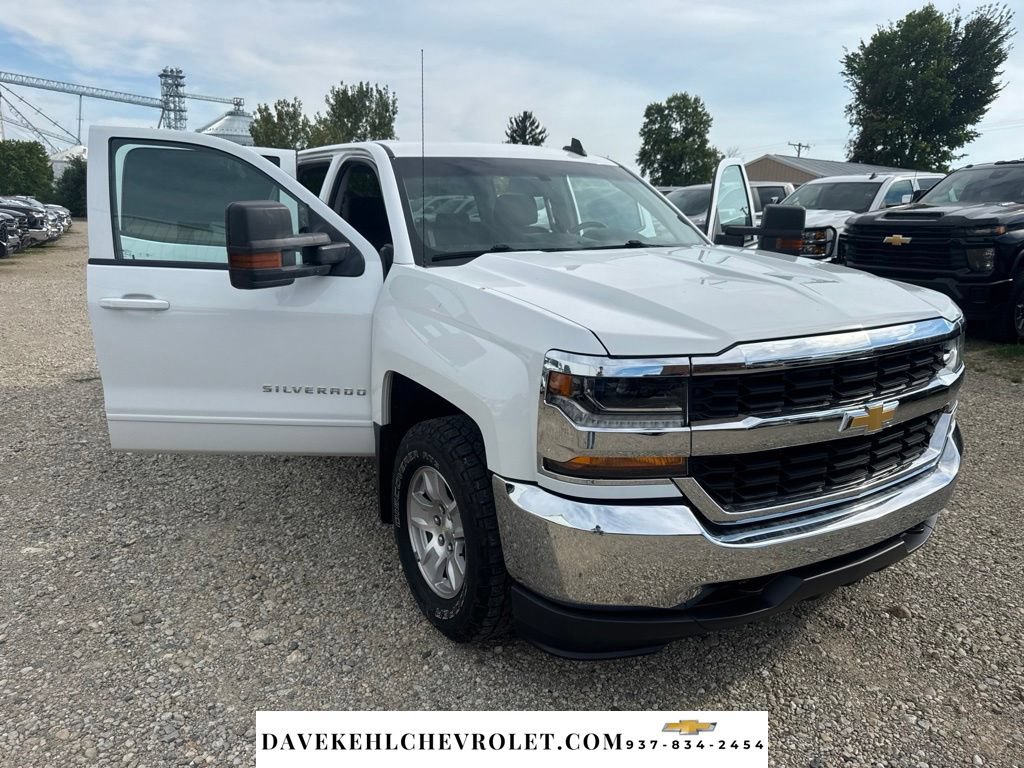 Used 2018 Chevrolet Silverado 1500 LT w/ Trailering Package AWD/4WD image 41