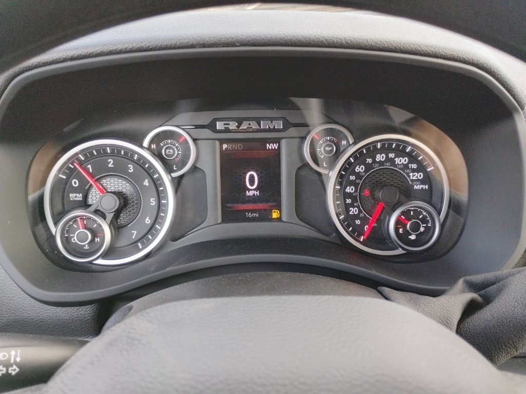 New 2026 RAM 2500 Tradesman AWD/4WD image 33