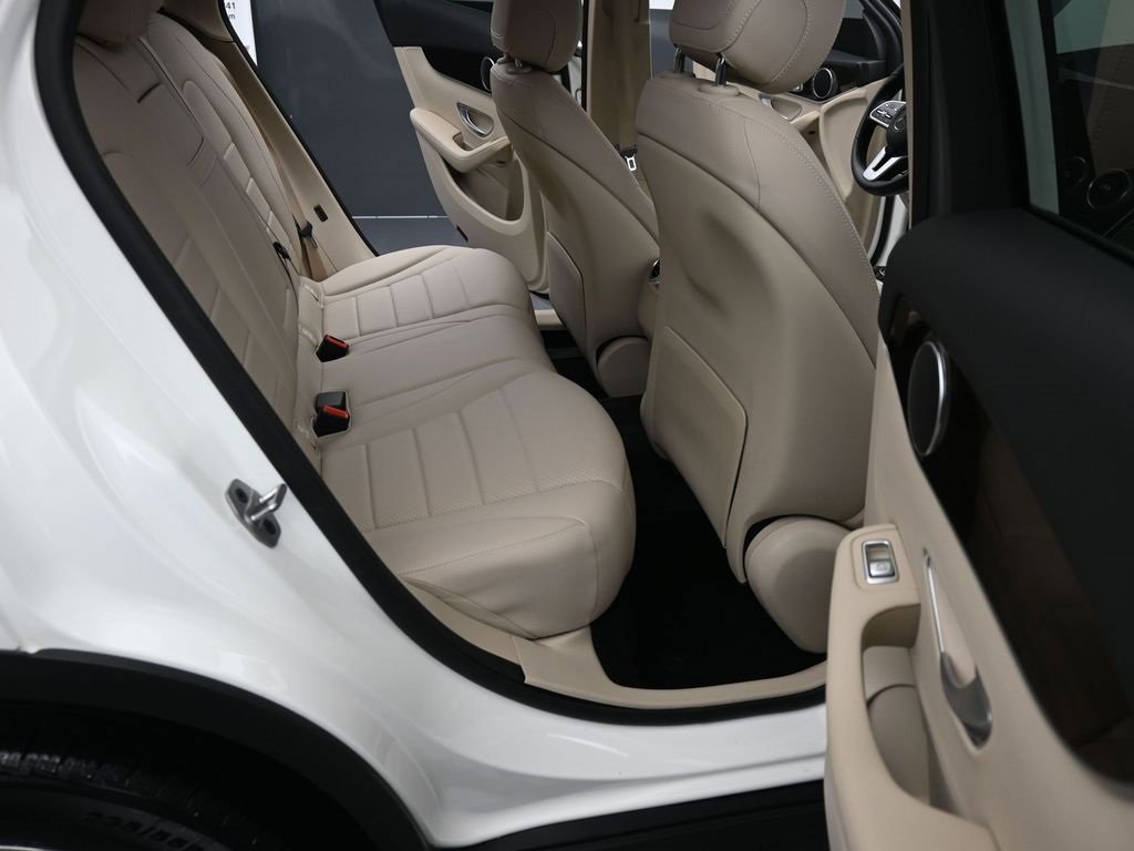 Used 2022 Mercedes-Benz GLC 300 4MATIC image 24