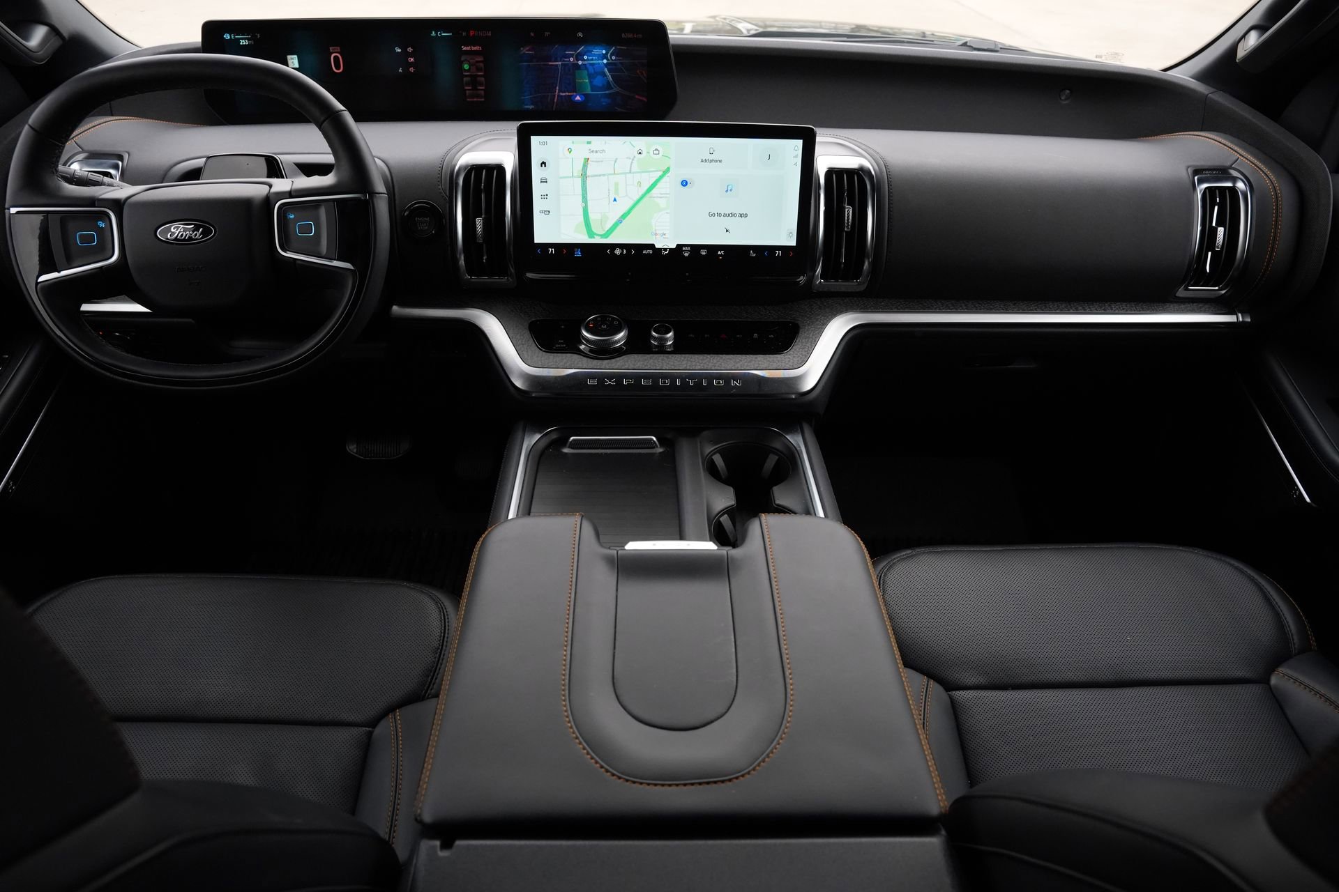 Used 2025 Ford Expedition Tremor image 7