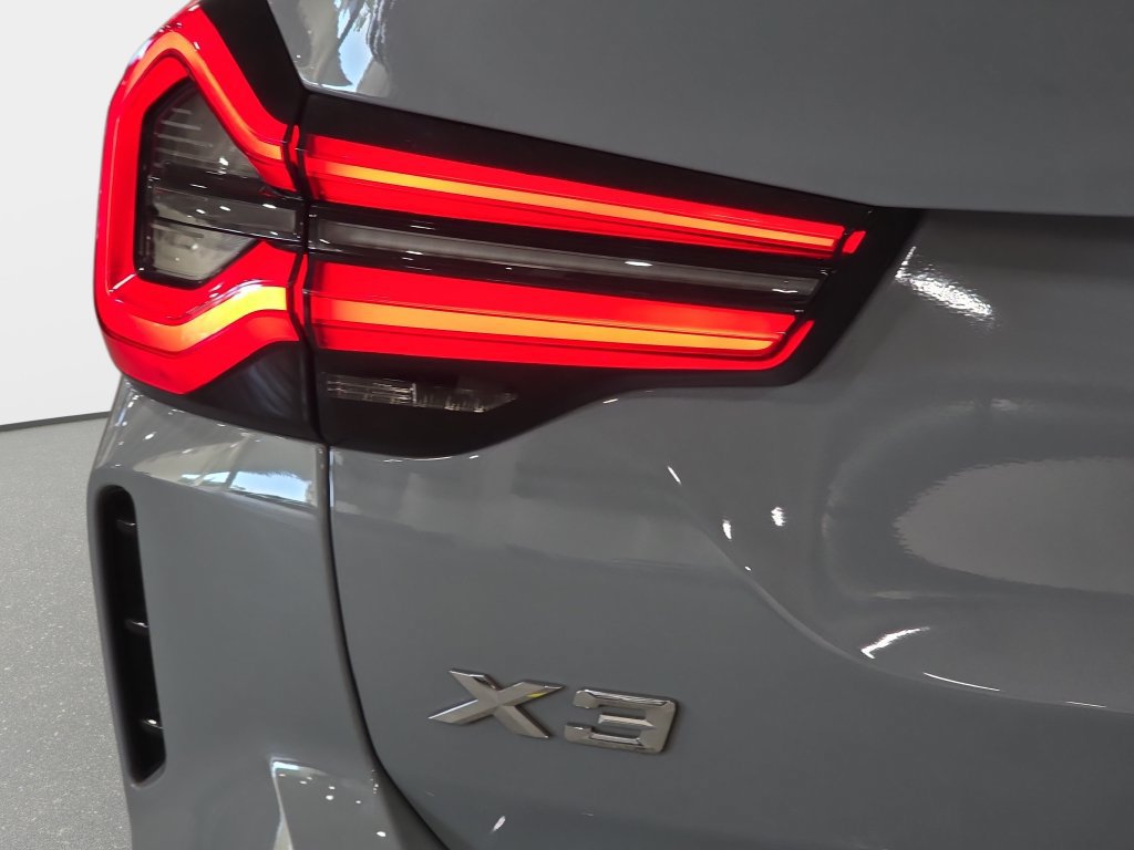 Certified 2024 BMW X3 sDrive30i w/ M Sport Package RWD image 25