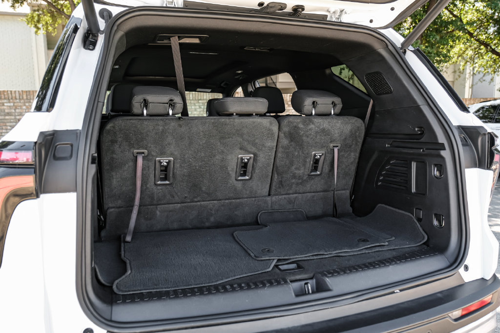 Used 2024 Chevrolet Traverse LT AWD/4WD image 68