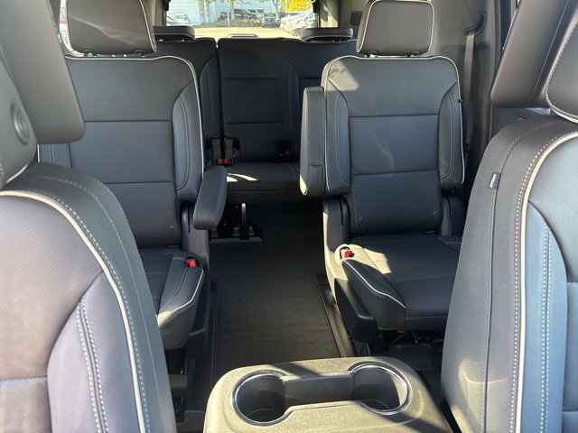 New 2026 Chevrolet Suburban Premier image 29