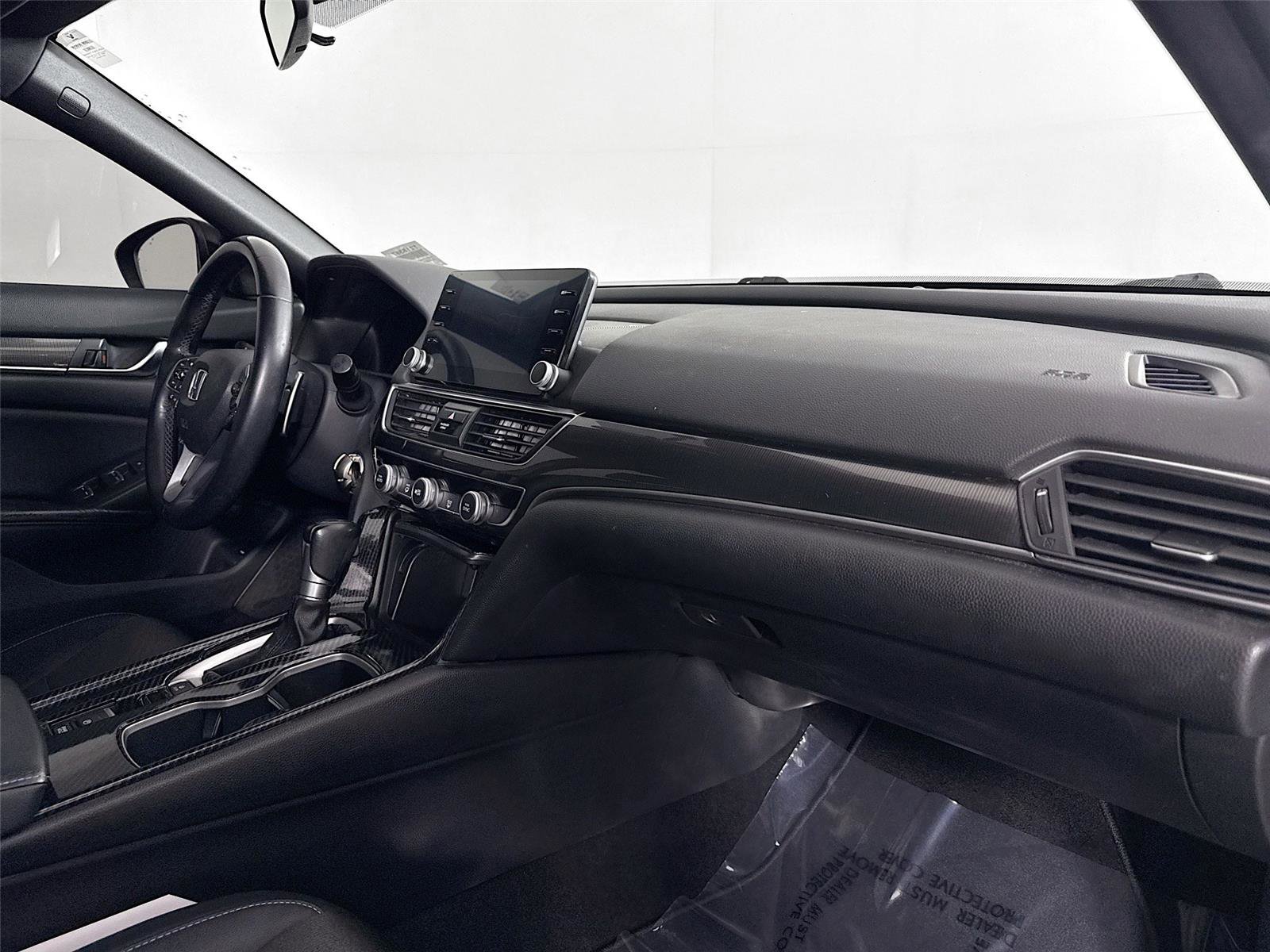 Used 2018 Honda Accord Sport image 38