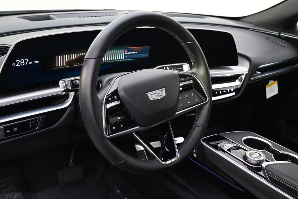 New 2025 Cadillac Lyriq Sport image 11
