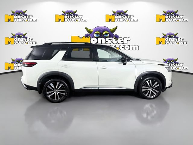 Used 2024 Nissan Pathfinder Platinum AWD/4WD image 4