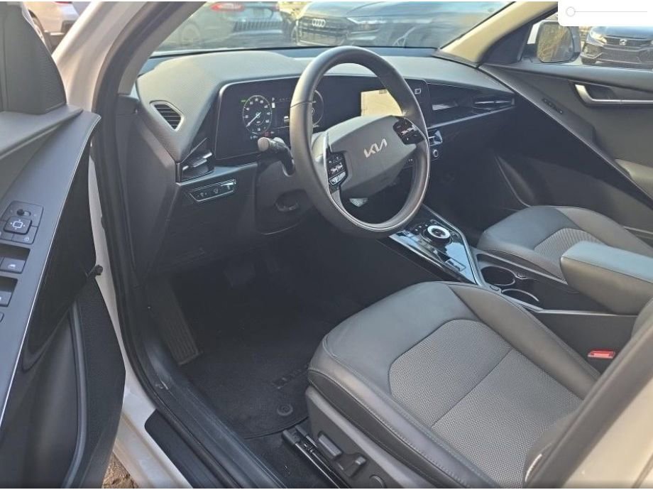 Used 2023 Kia Niro Wind image 5