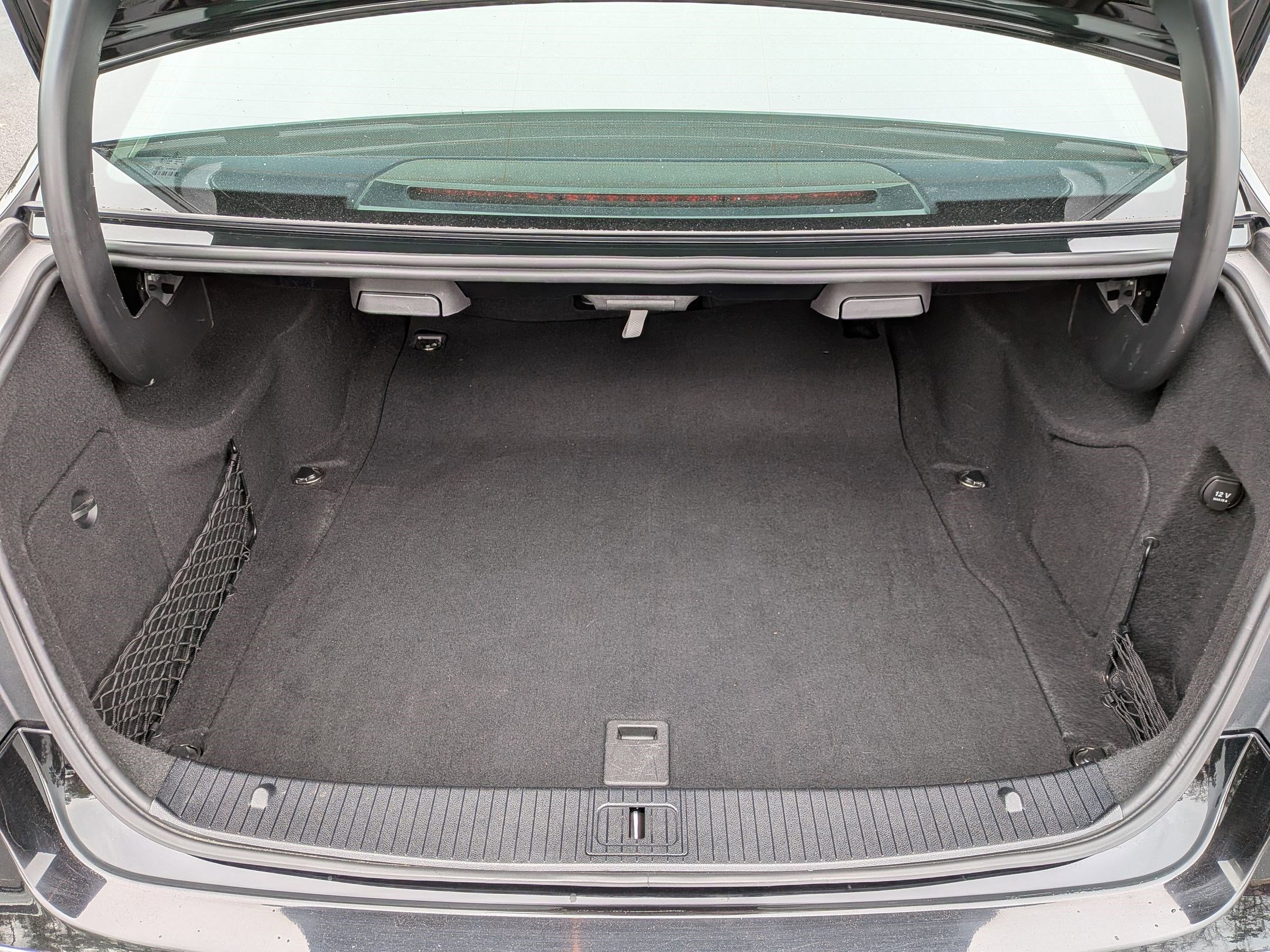 Used 2013 Mercedes-Benz E 350 4MATIC Sedan image 35