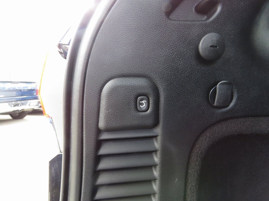 Used 2018 Jeep Grand Cherokee Limited image 19