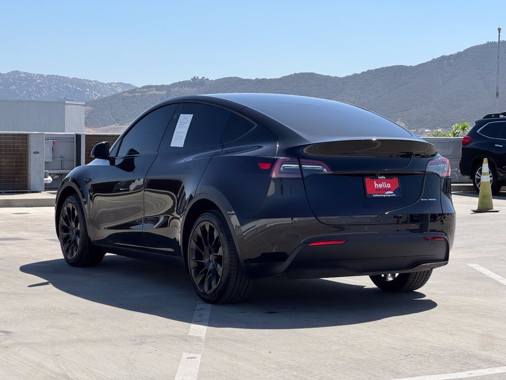 Used 2023 Tesla Model Y Long Range AWD/4WD image 30