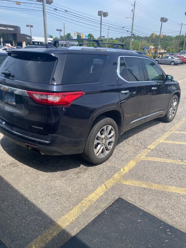 Used 2020 Chevrolet Traverse Premier AWD/4WD image 3