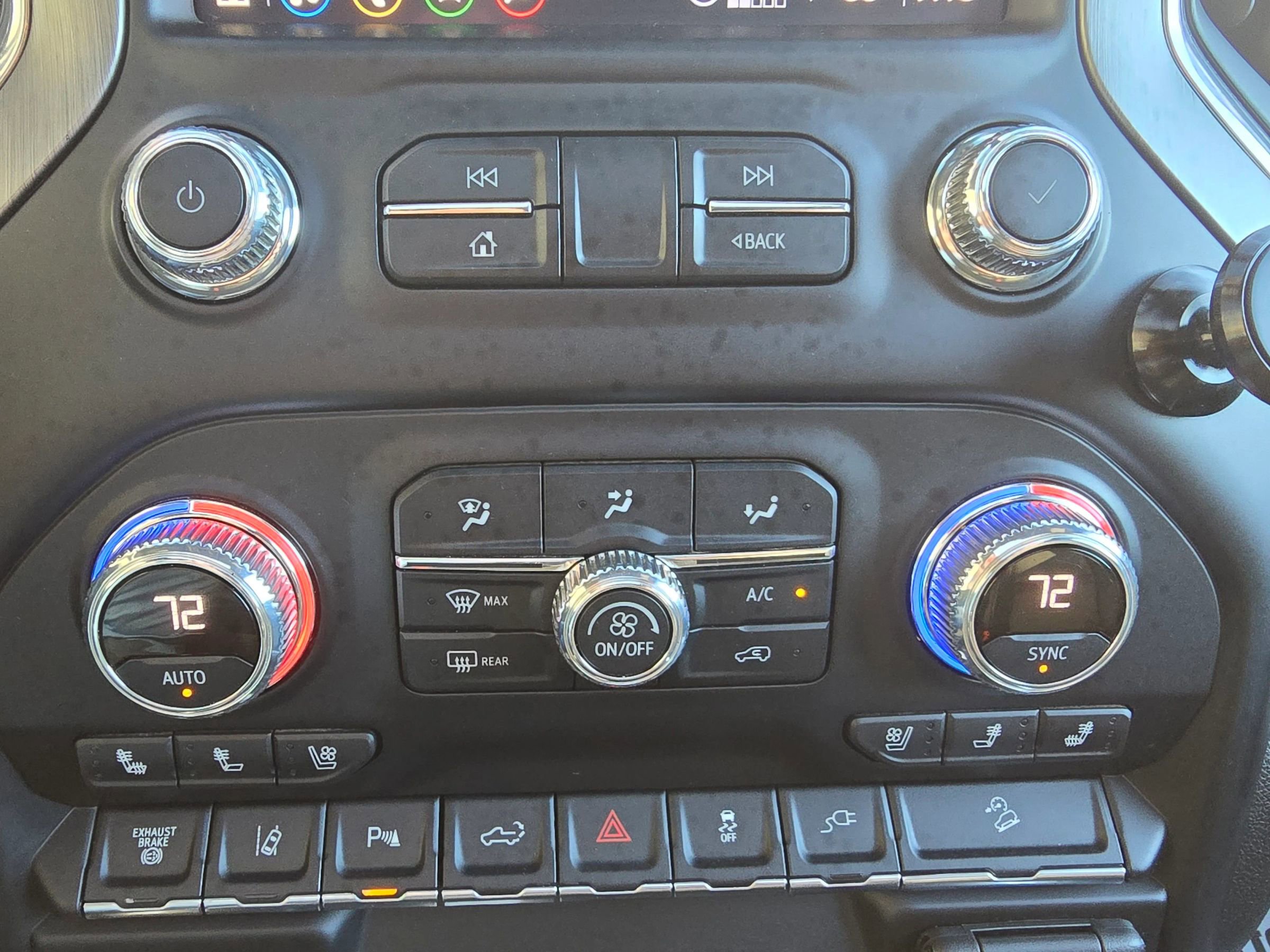 Used 2023 GMC Sierra 2500 Denali w/ Denali Ultimate Package image 28