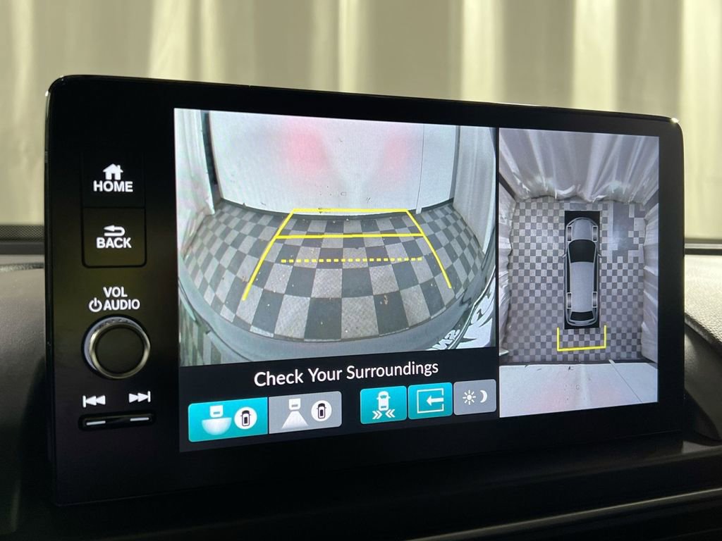 Used 2025 Honda Pilot Elite image 30