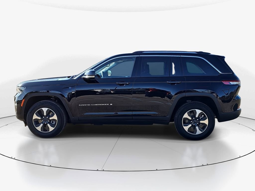 Used 2023 Jeep Grand Cherokee 4WD 4xe image 9