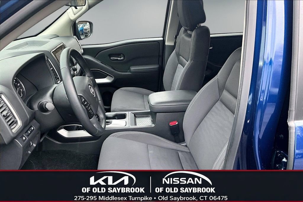 Used 2023 Nissan Frontier SV w/ SV Convenience Package image 21