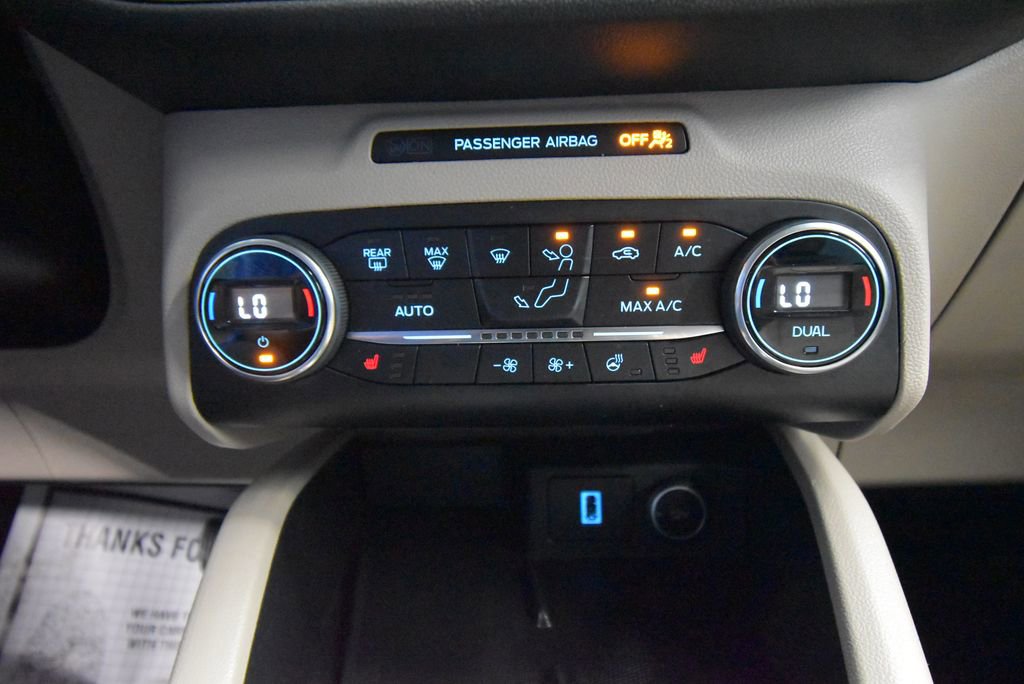 Used 2020 Ford Escape Titanium AWD/4WD image 20
