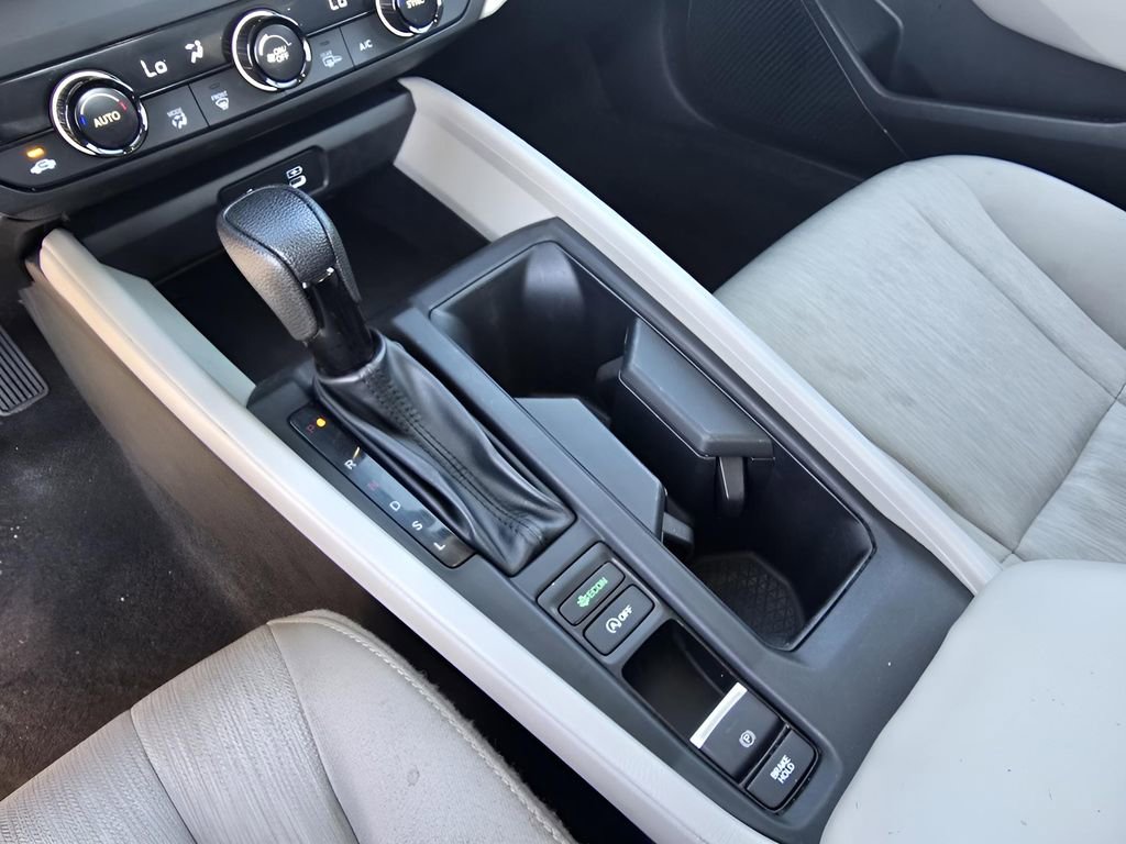 Used 2023 Honda Accord EX image 18