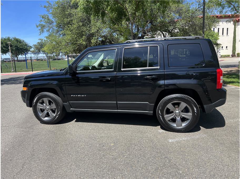 Used 2015 Jeep Patriot High Altitude image 8