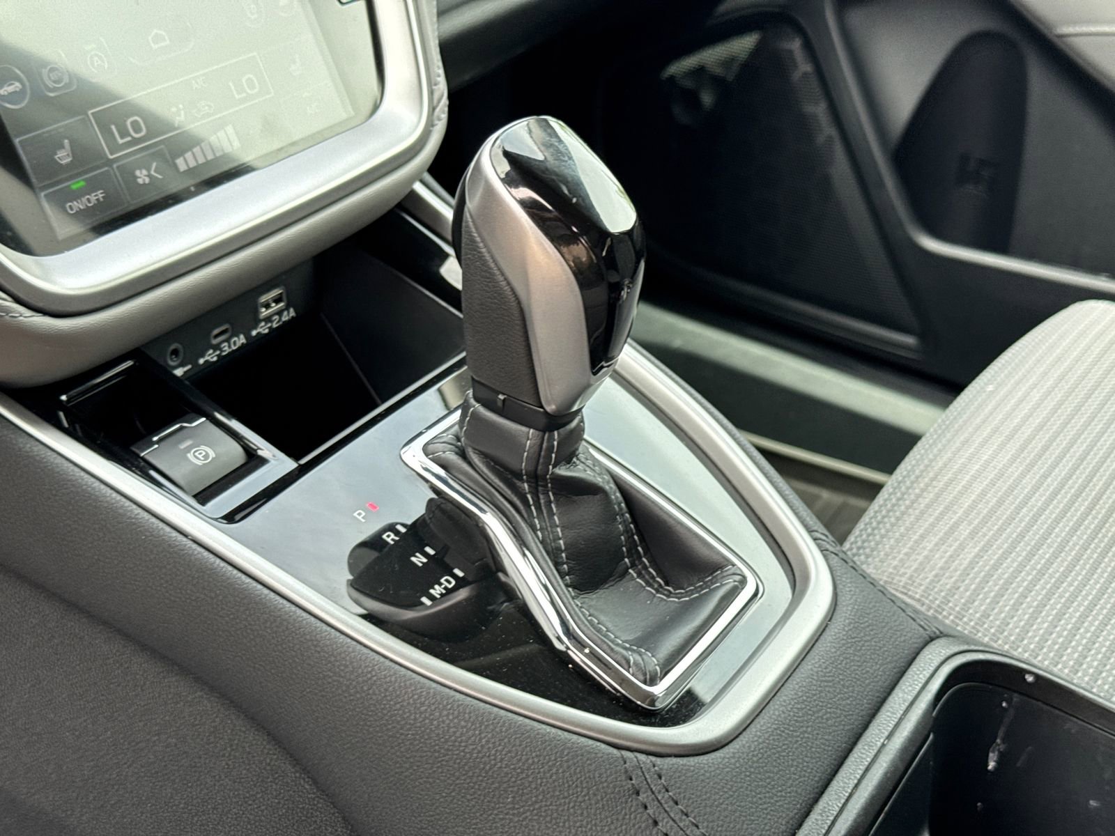 Certified 2024 Subaru Outback Premium image 16