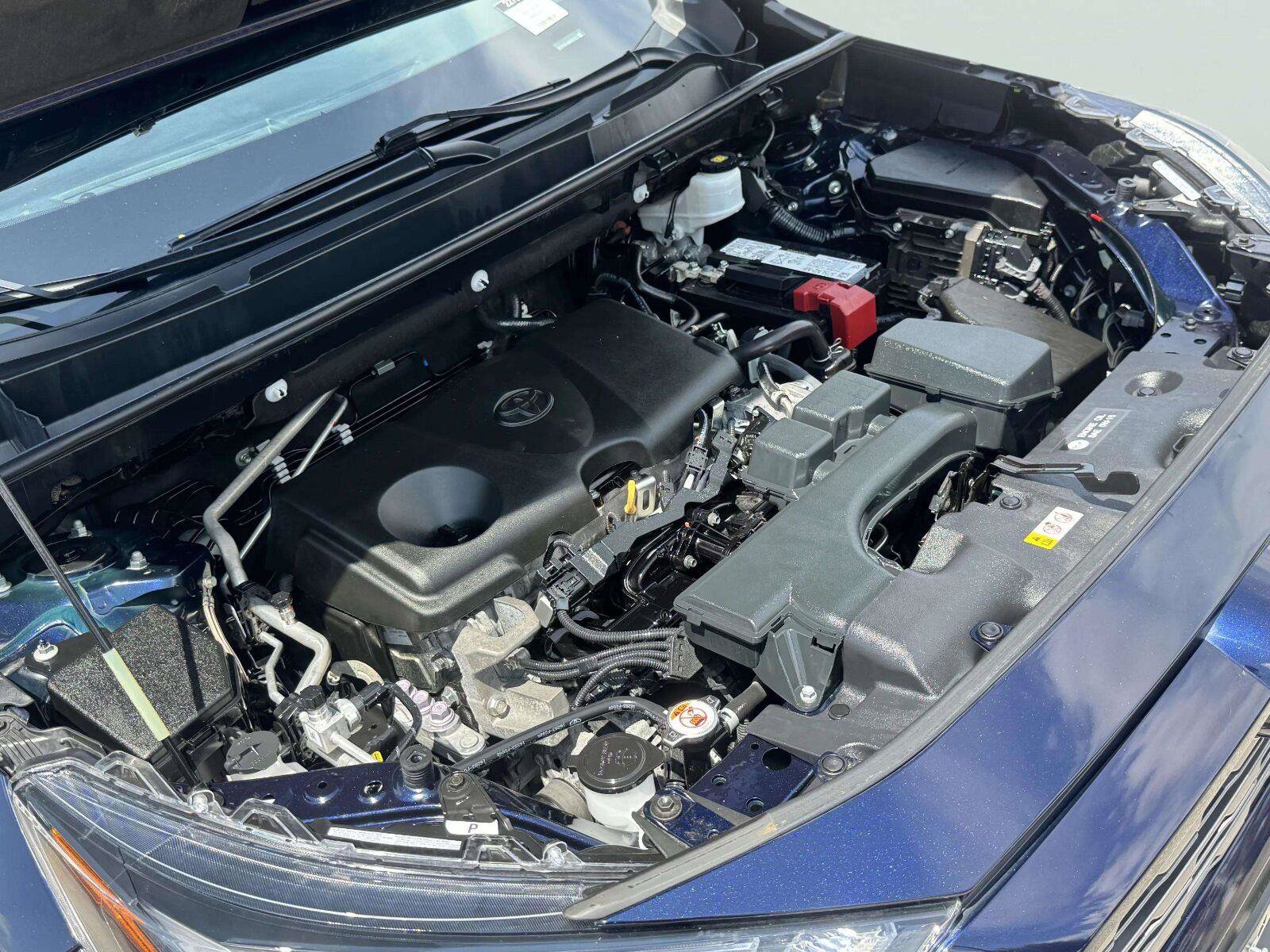 Used 2022 Toyota RAV4 Limited FWD image 72