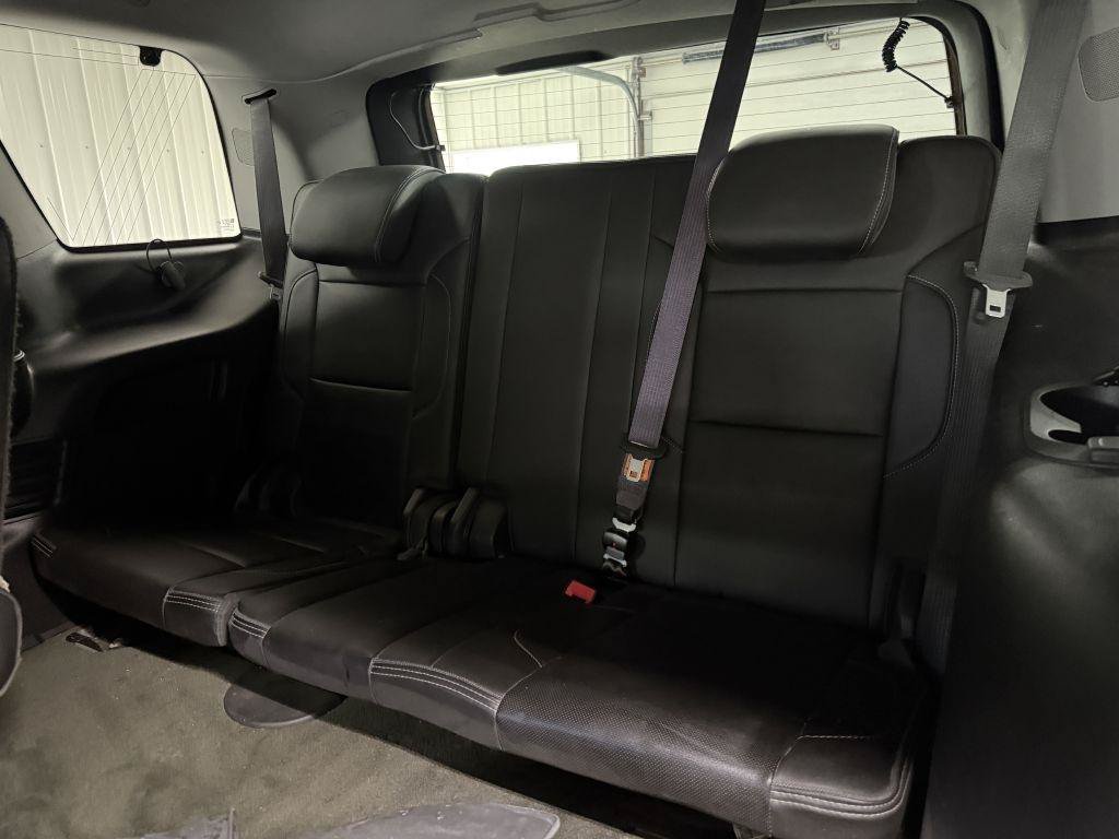 Used 2015 GMC Yukon Denali w/ Premium Package AWD/4WD image 26