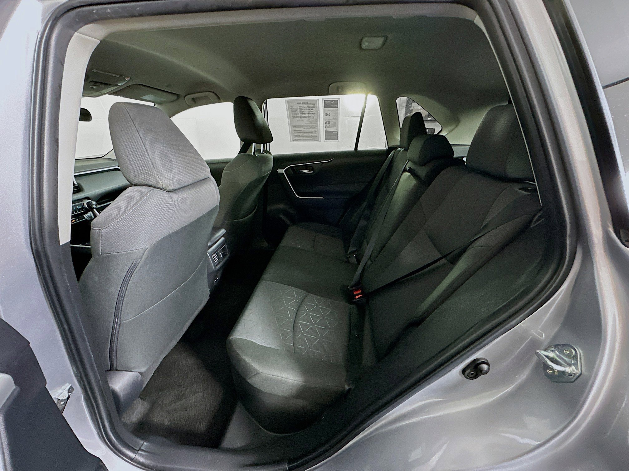 Used 2025 Toyota RAV4 XLE image 26