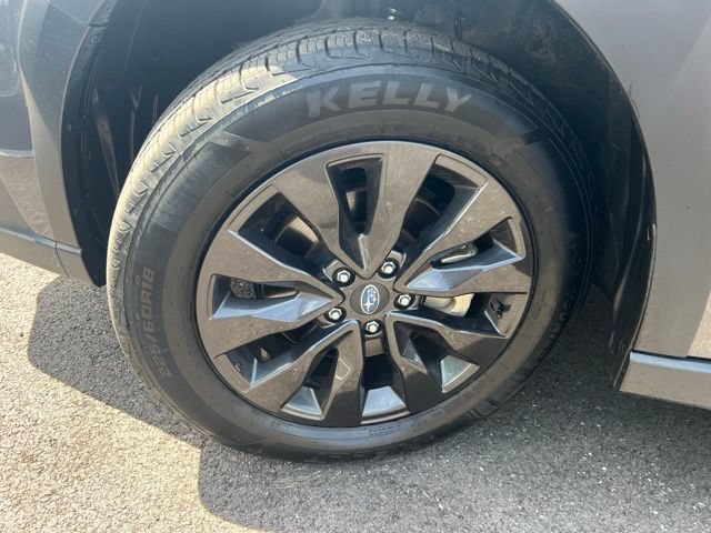 Used 2025 Subaru Outback Onyx Edition AWD/4WD image 38