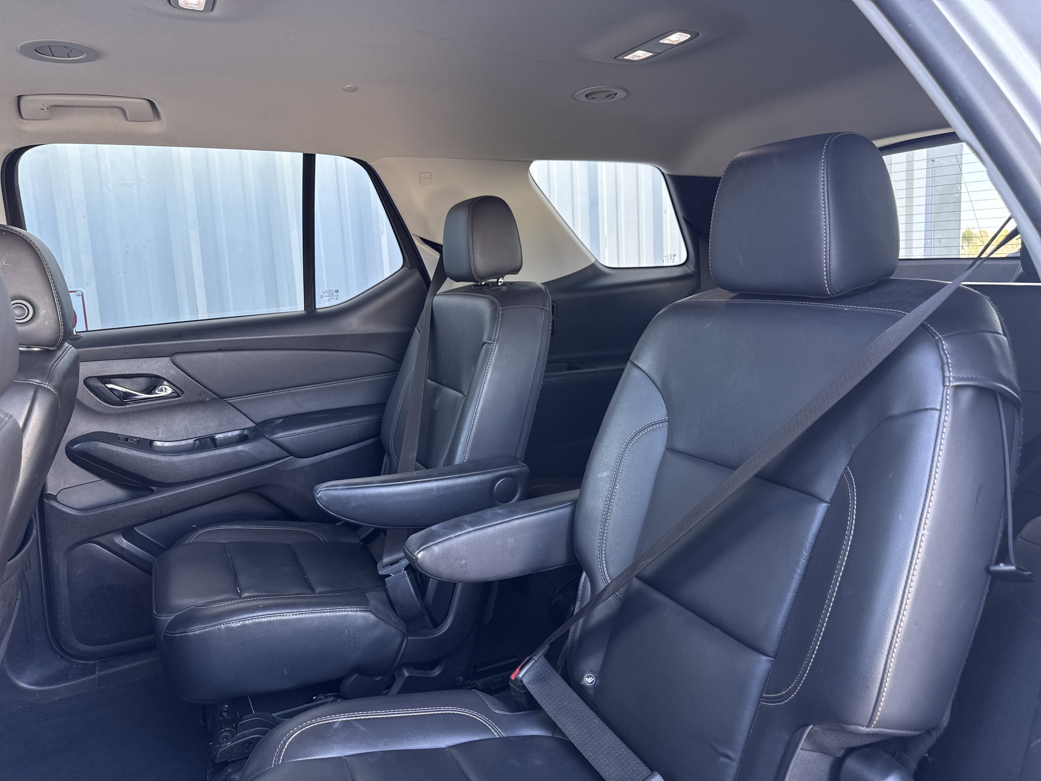 Used 2021 Chevrolet Traverse RS image 22