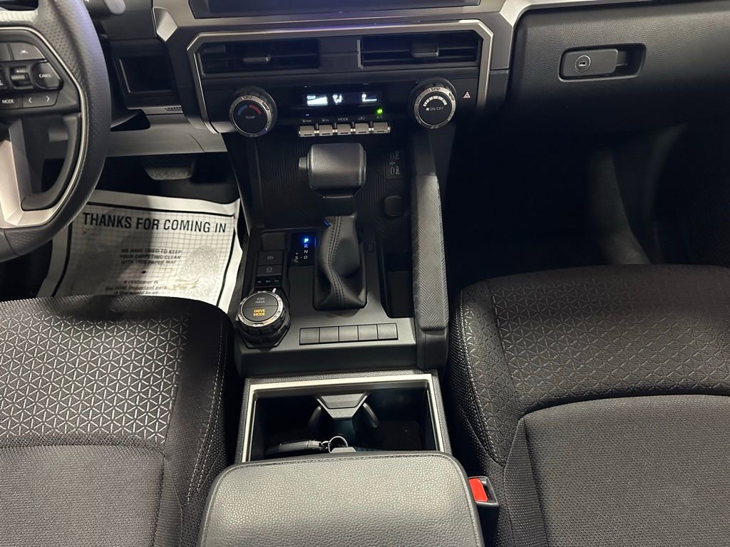 Used 2025 Toyota 4Runner SR5 image 36