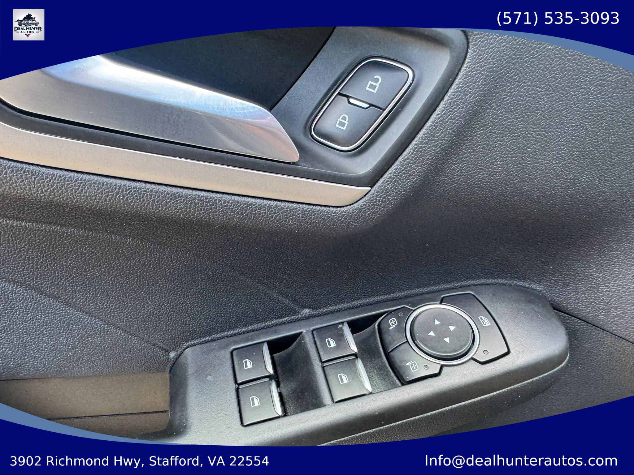 Used 2022 Ford Escape SEL w/ Class II Trailer Tow Package FWD image 21