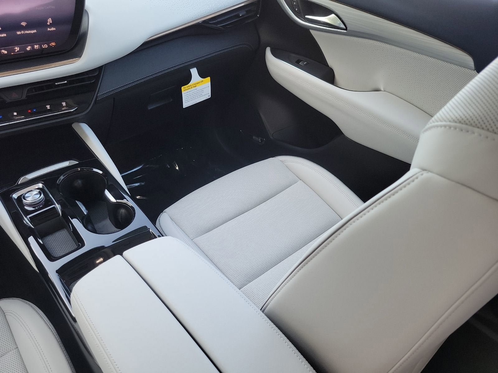 New 2026 Buick Envision Avenir AWD/4WD image 12