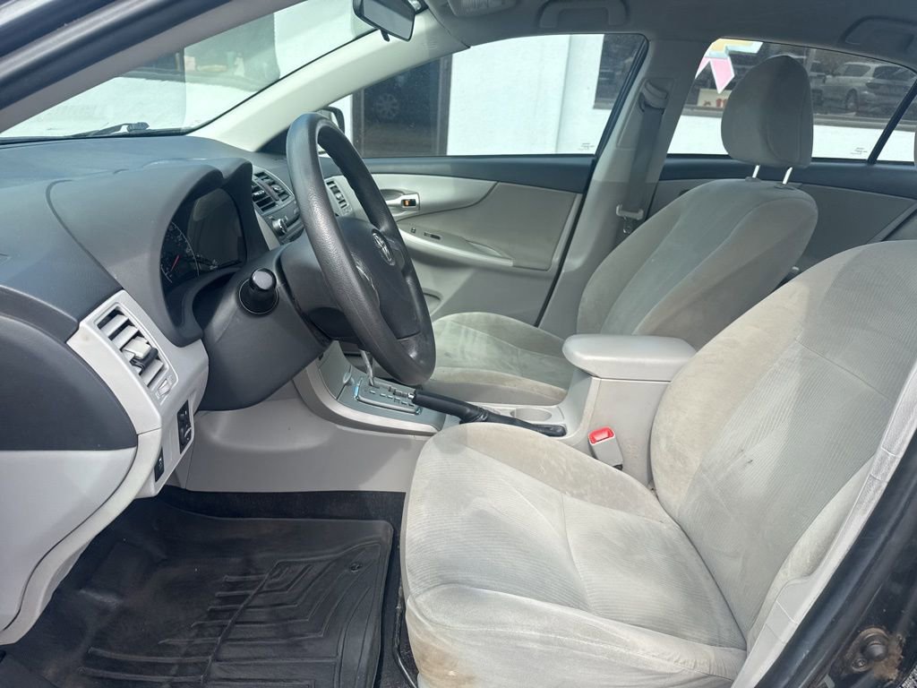 Used 2011 Toyota Corolla LE image 15