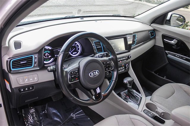 Used 2019 Kia Niro EX image 24