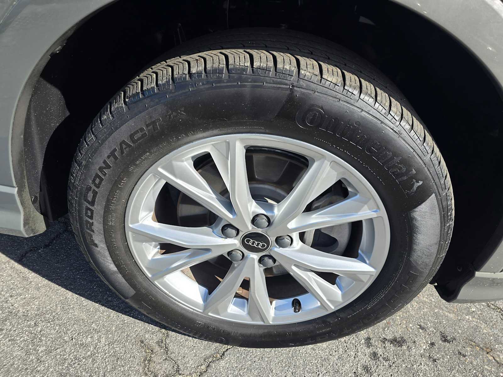 Used 2023 Audi Q3 2.0T Premium Plus w/ Premium Plus Package image 9