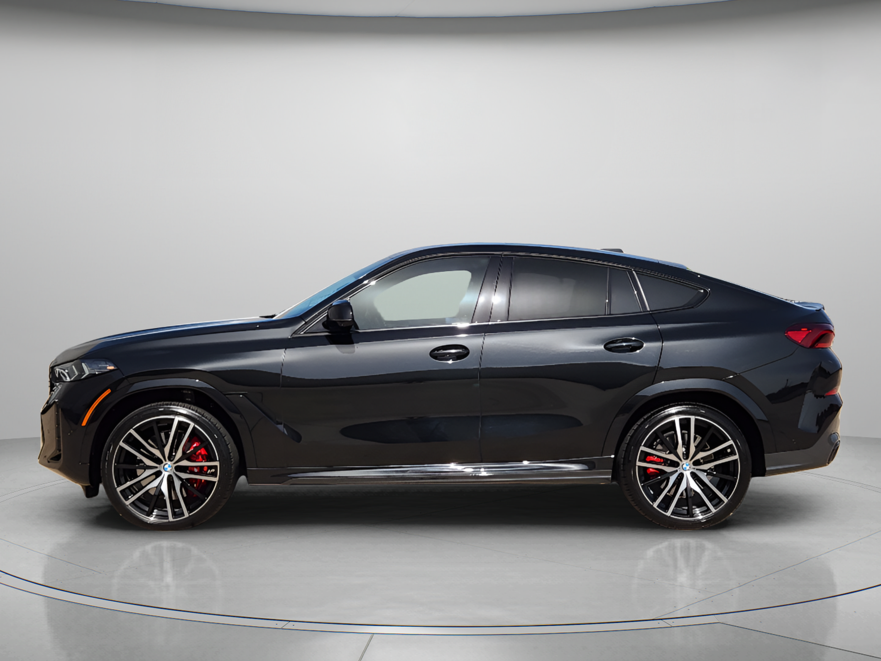 Used 2025 BMW X6 M60i AWD/4WD video 2