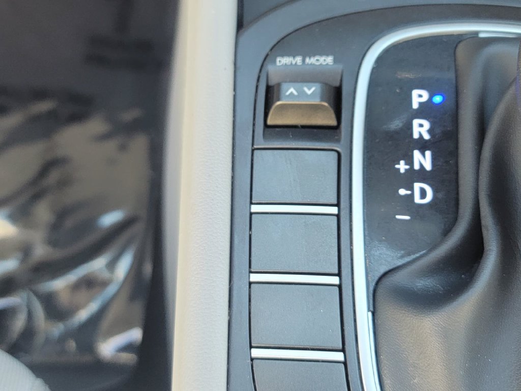 Used 2024 Hyundai Kona SE FWD image 28