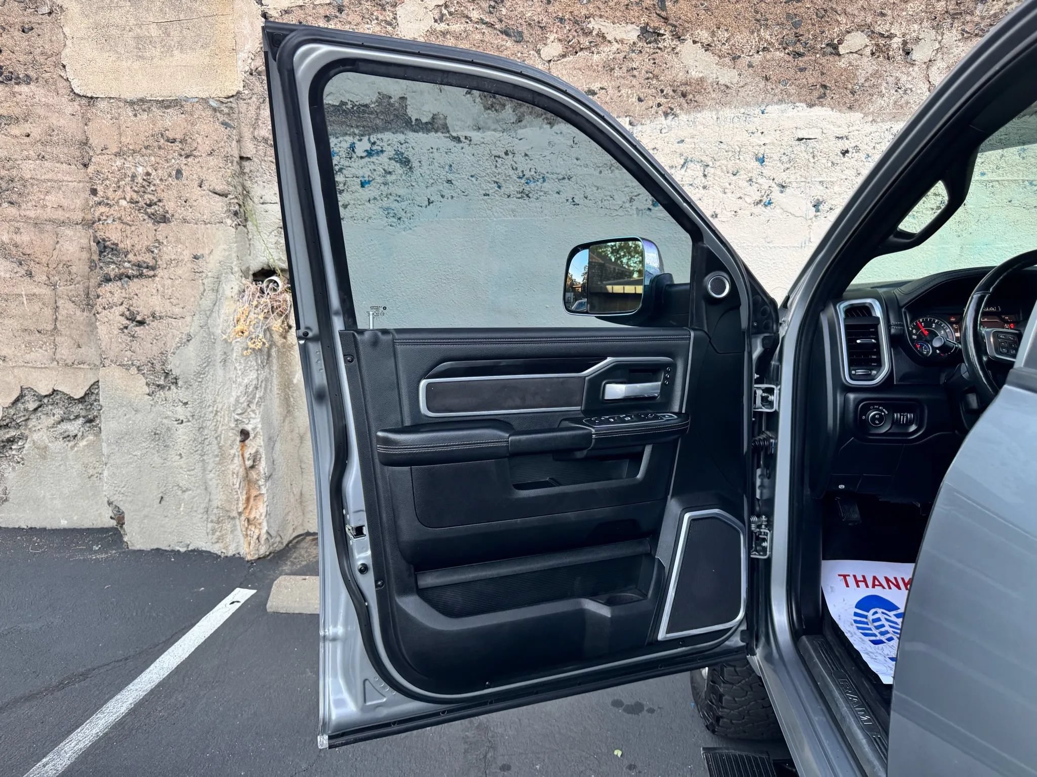 Used 2020 RAM 3500 Laramie AWD/4WD image 23