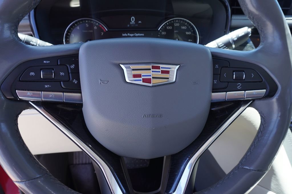 Used 2020 Cadillac XT6 Premium Luxury FWD image 19
