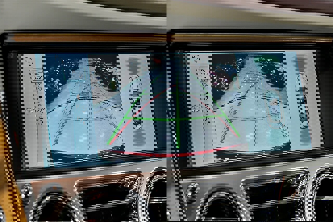 Used 2014 Rolls-Royce Wraith image 35