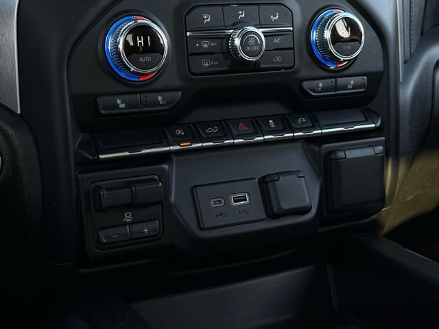 Used 2021 GMC Sierra 1500 Elevation w/ Preferred Package image 29