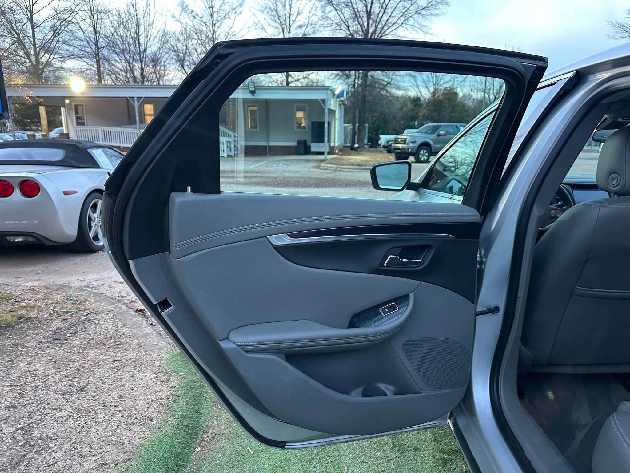 Used 2019 Chevrolet Impala LS image 15