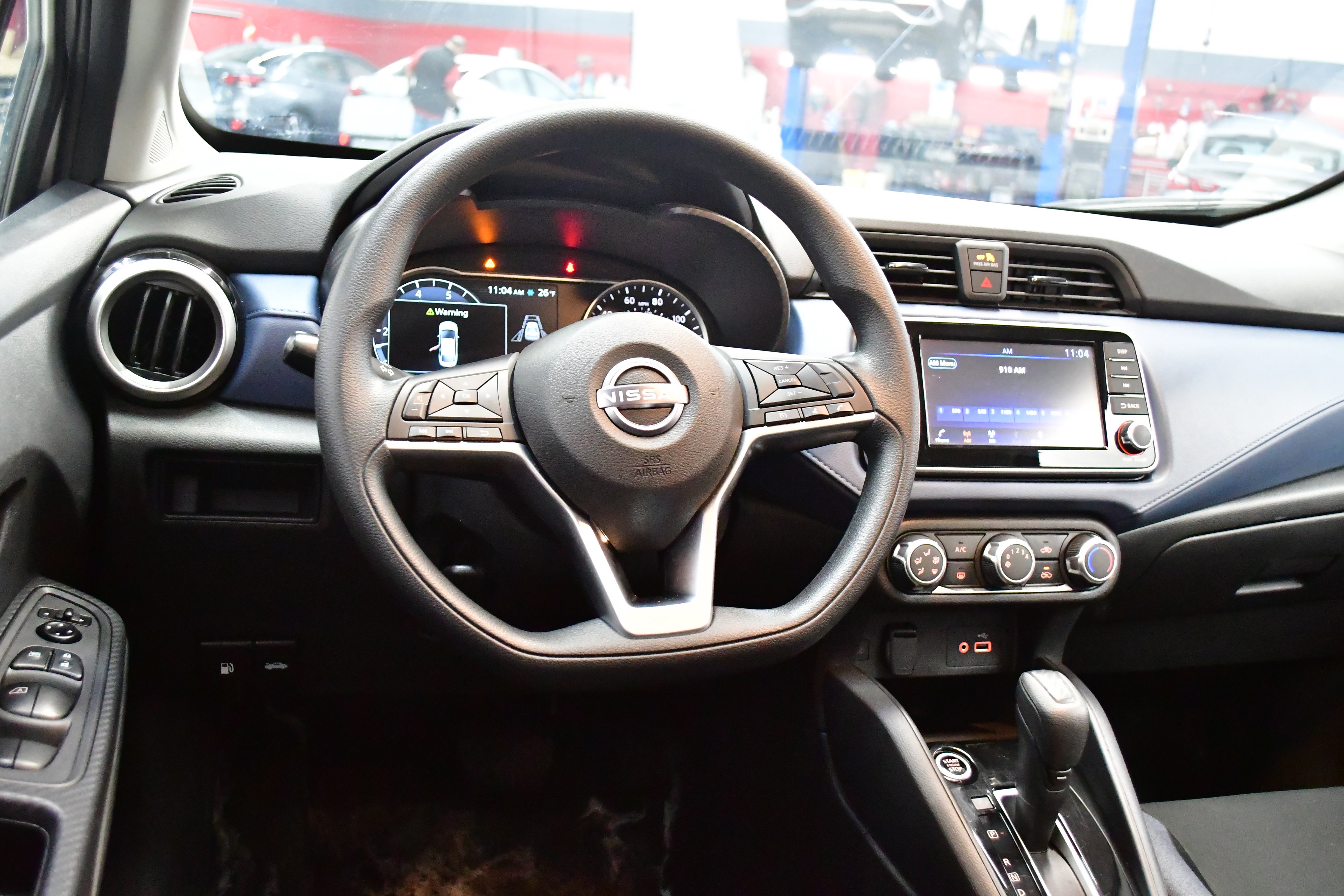 Used 2025 Nissan Versa SV image 13