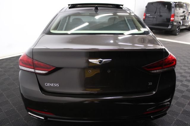 Used 2015 Hyundai Genesis 3.8 w/ Option Group 04 RWD image 5