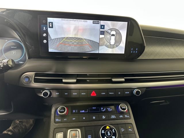 Used 2025 Hyundai Palisade Limited AWD/4WD image 42